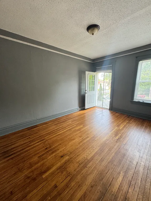 3890 Juniata Street - Photo 6 of 34