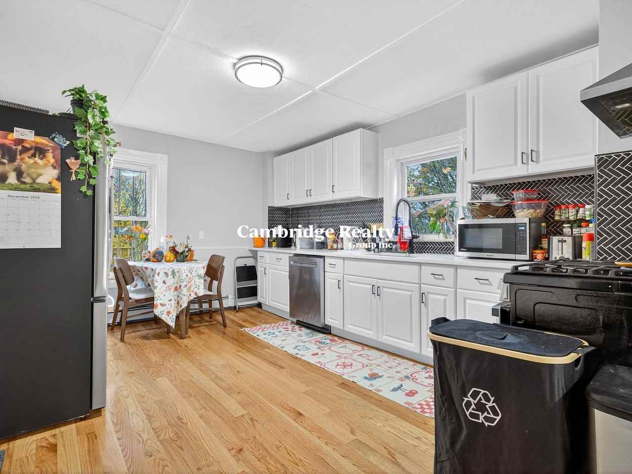 114 Woodstock St #2T - Photo 3 of 10