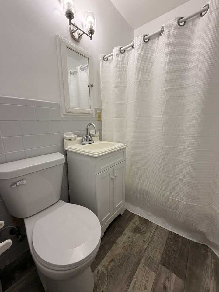 417 North Dixie Way - Photo 7 of 16