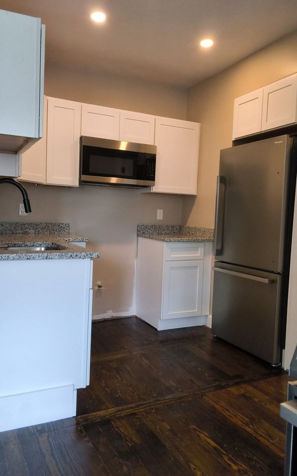 913 Rodman Street Fall River - Photo 2 of 11