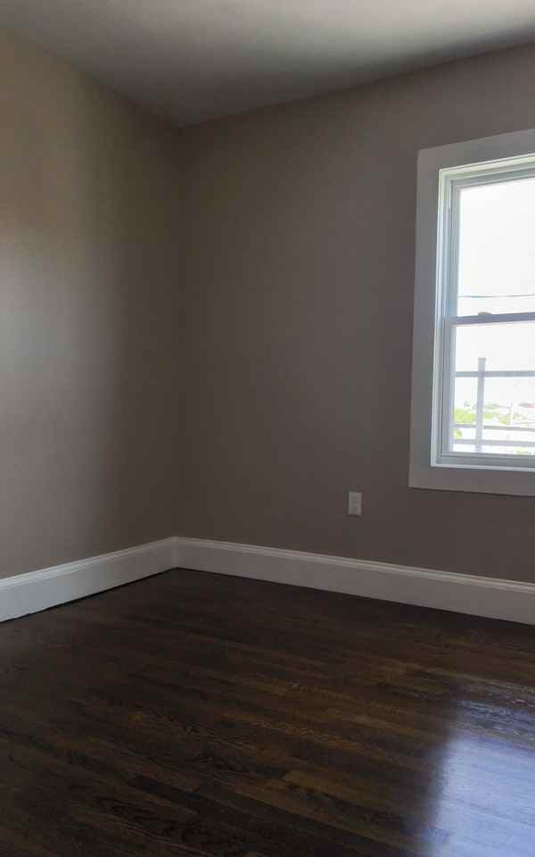 913 Rodman Street Fall River - Photo 5 of 11