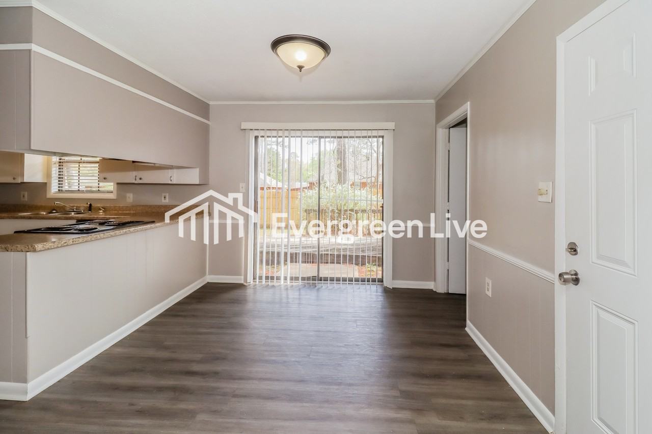 125 Dogwood Cir - Photo 5 of 15