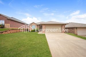 featured image of 10701 Se 26th St