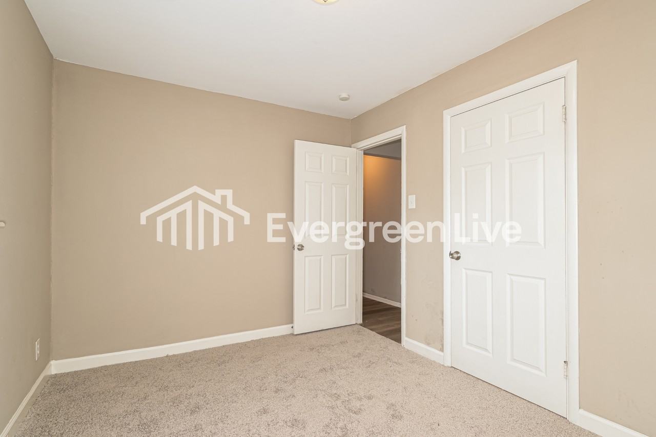 2210 Wallis Ave - Photo 7 of 16