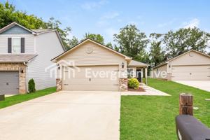 featured image of 12629 Waterbury Cv