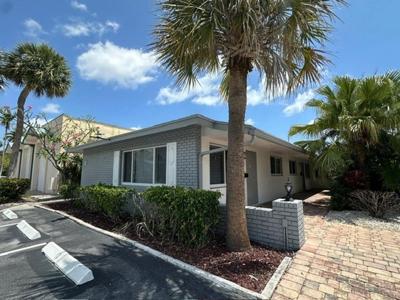 Lighthouse Point Apartments LLC - Photo 2 of 24