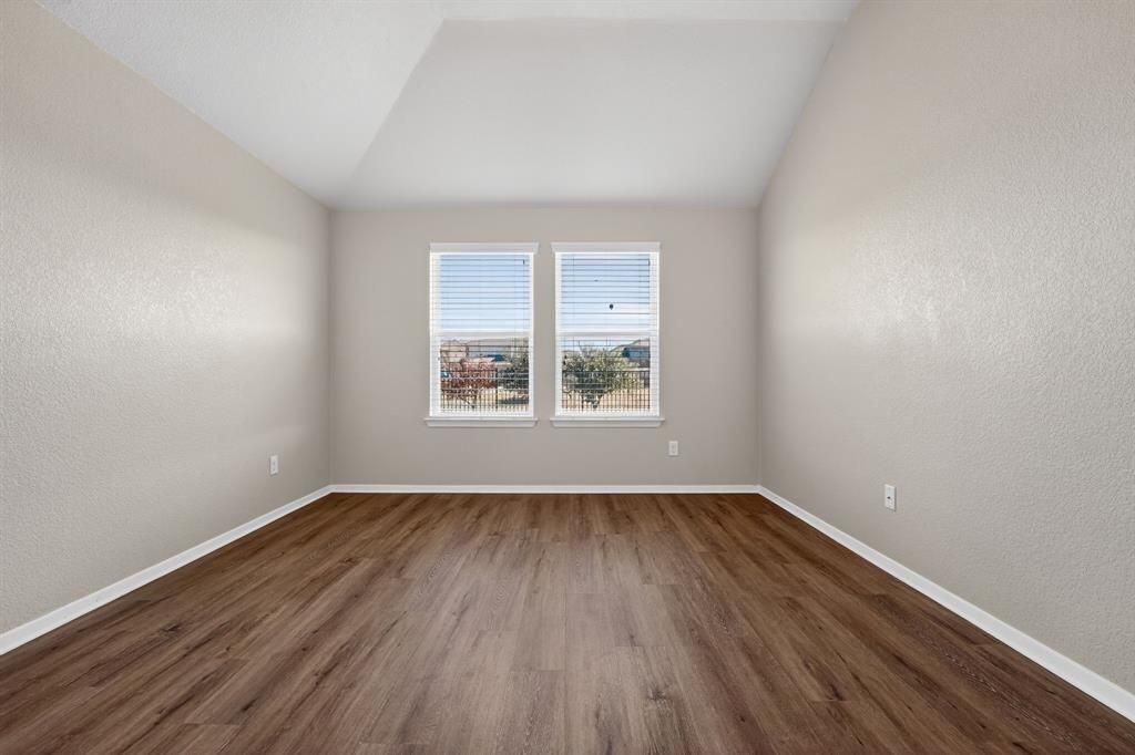 5865 Urbano Bnd - Photo 5 of 27