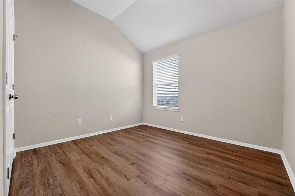 5865 Urbano Bnd - Photo 6 of 27
