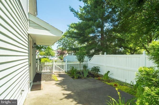 1659B Trellis Cir - Photo 3 of 22