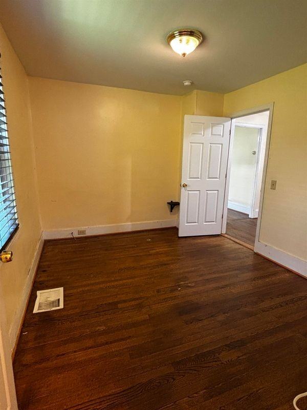 23 Ashuelot St ##A - Photo 2 of 13
