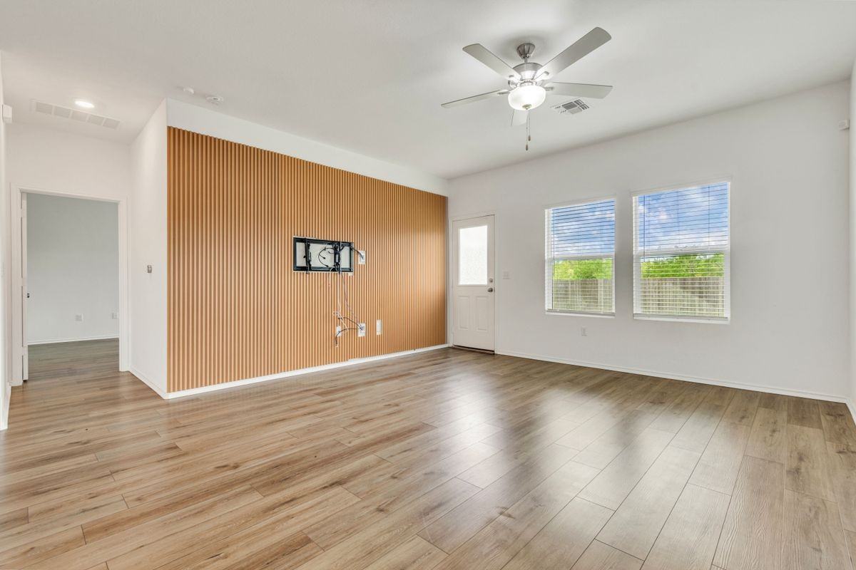 15401 Poppy Petal Dr - Photo 7 of 20