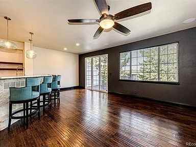 3383 Mount Royal Dr - Photo 3 of 39