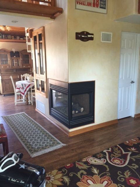 1052 Hacienda Dr - Photo 2 of 16