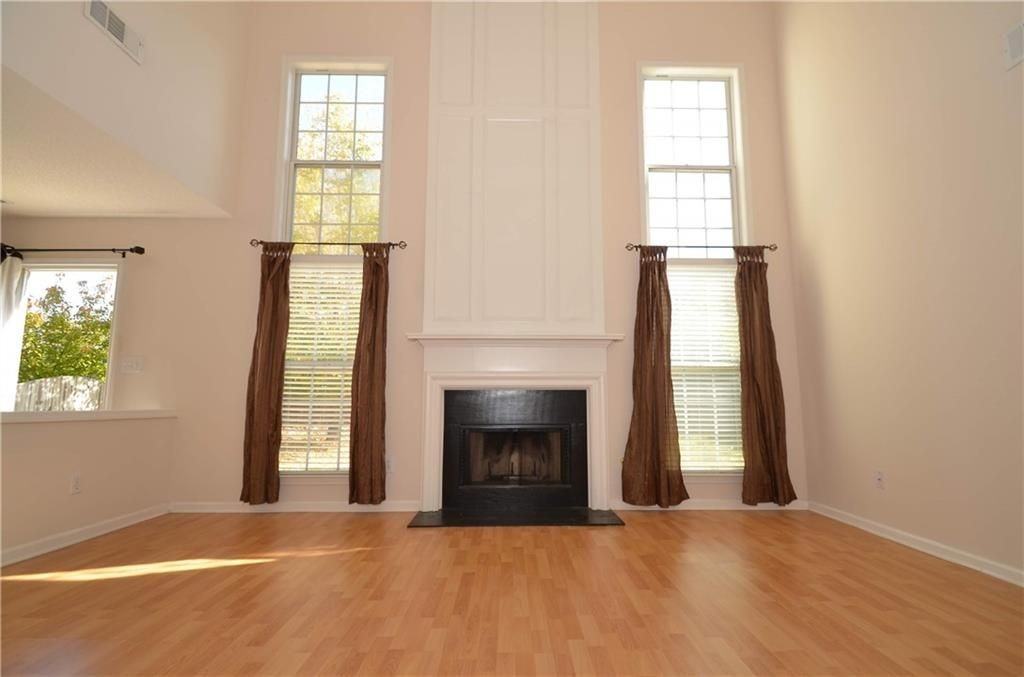 4407 Weham Ct - Photo 4 of 50