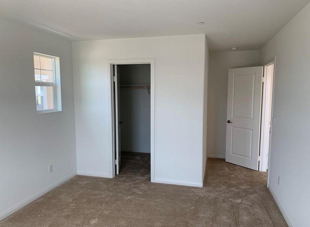 1646 Gold Medal Ln - Photo 2 of 18