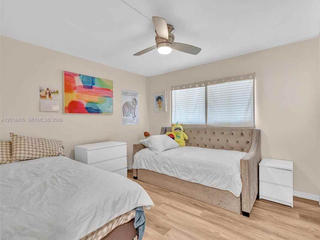 7840 Nw 50th St ##404 - Photo 5 of 19