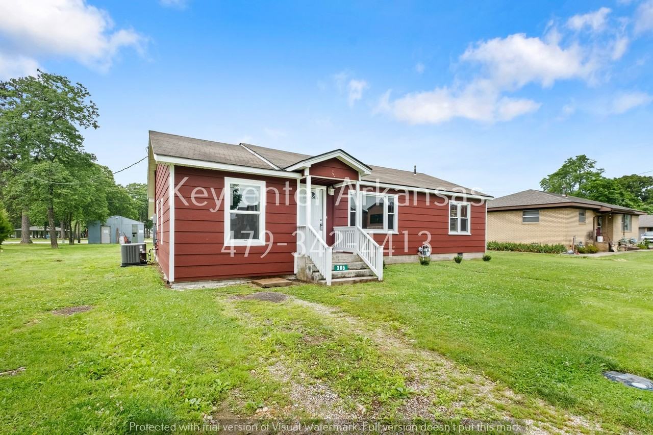 305 S Little Ave - Photo 2 of 26