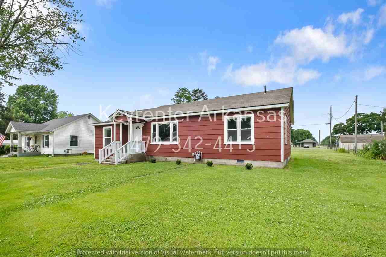 305 S Little Ave - Photo 3 of 26
