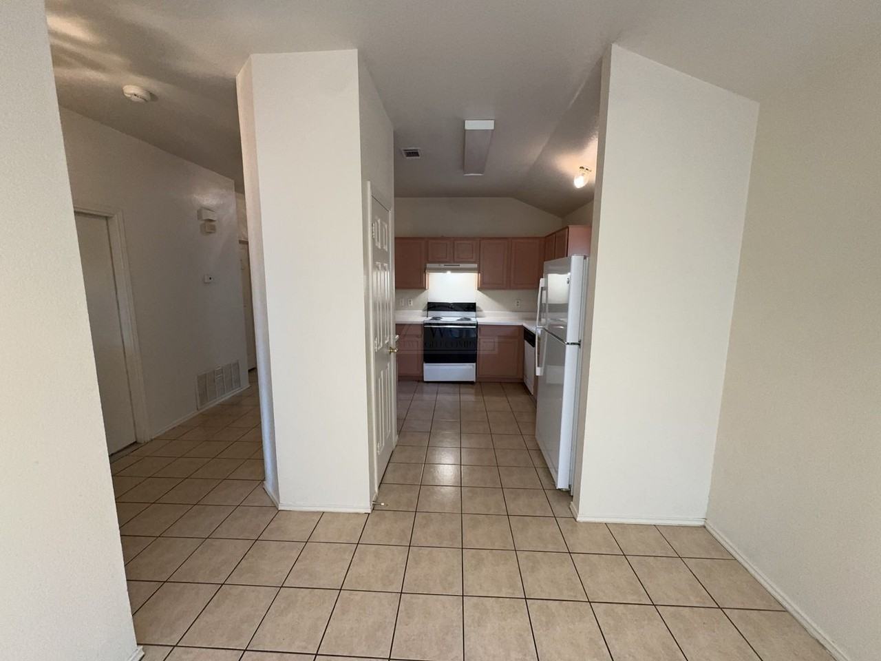 1604 Grey Fox Trl - Photo 5 of 22