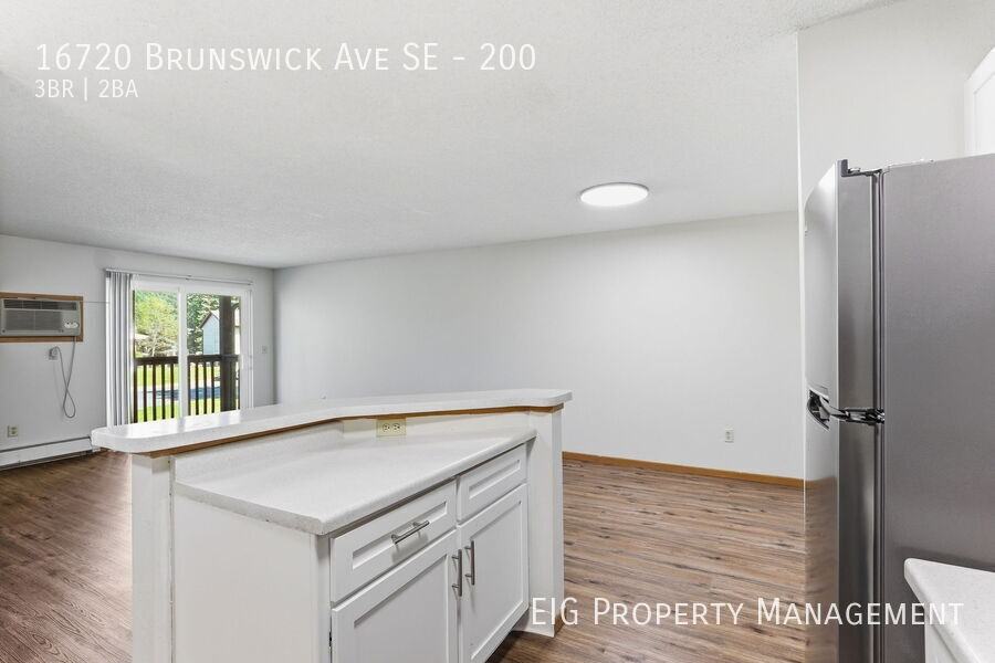 Kestrel Brunswick Avenue Southeast -  Prior Lake, MN 55372 - Photo 5 of 50