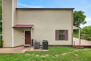 921 Kingsbury Dr - Photo 1 of 1