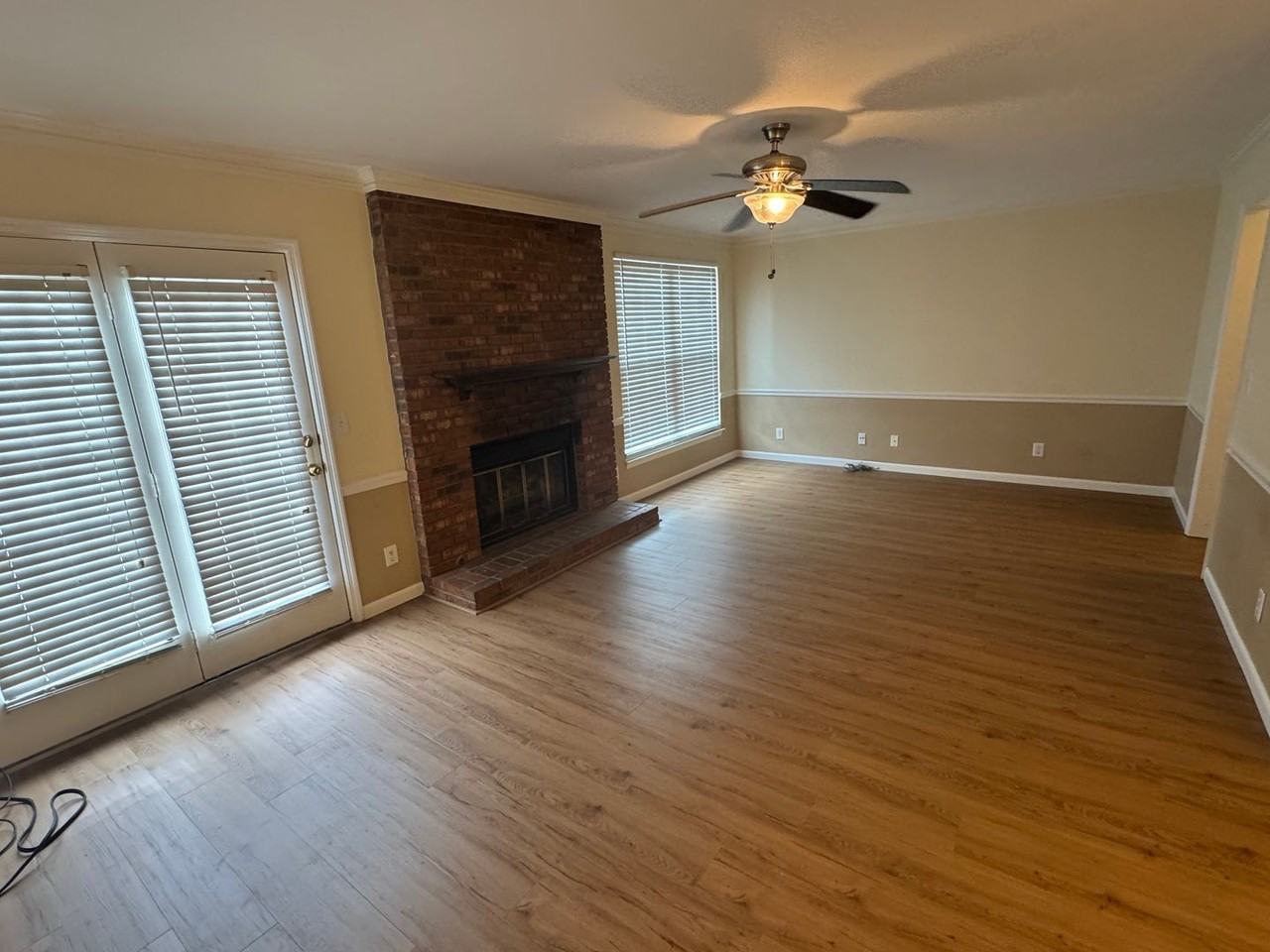 834 Brentwood Pt - Photo 4 of 16
