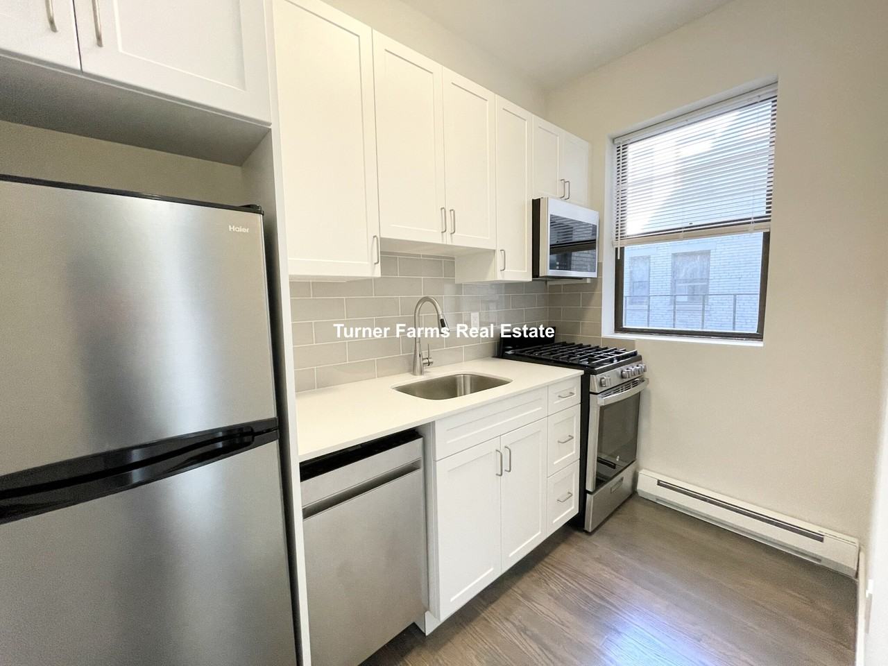 Park Dr #8 - Photo 2 of 11