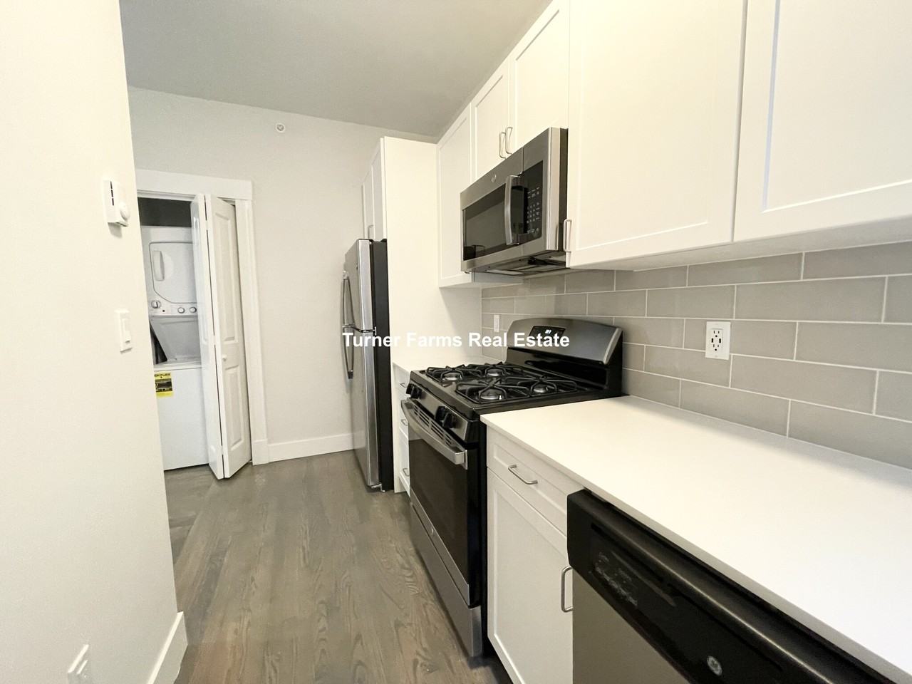 Park Dr #11 - Photo 3 of 13