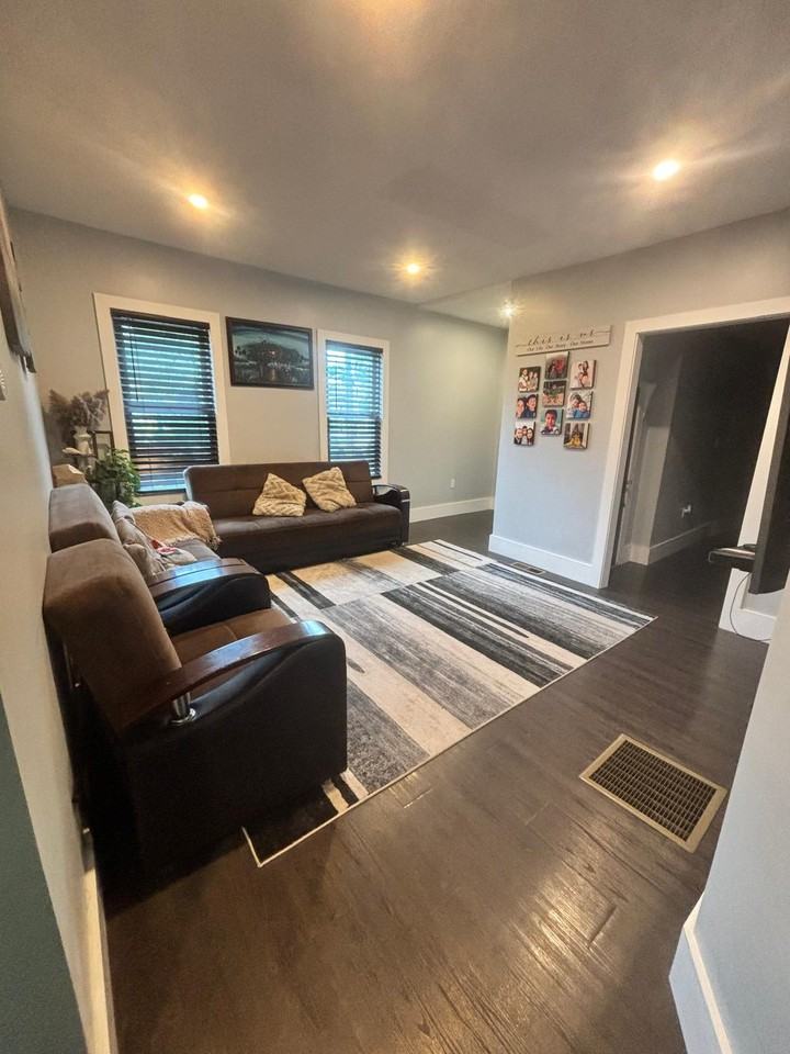 Washington St #1 - Photo 2 of 32