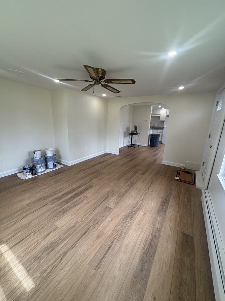 Clarendon Rd #1 - Photo 2 of 13