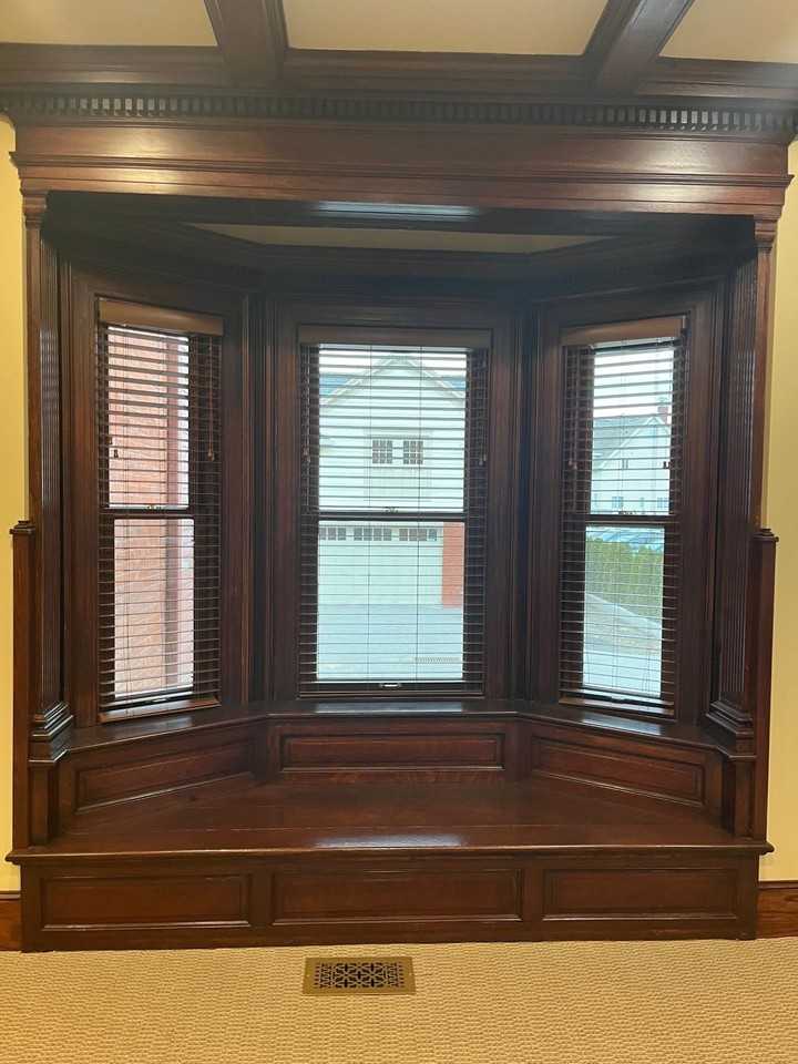 318 West 6th Street - Photo 7 of 12