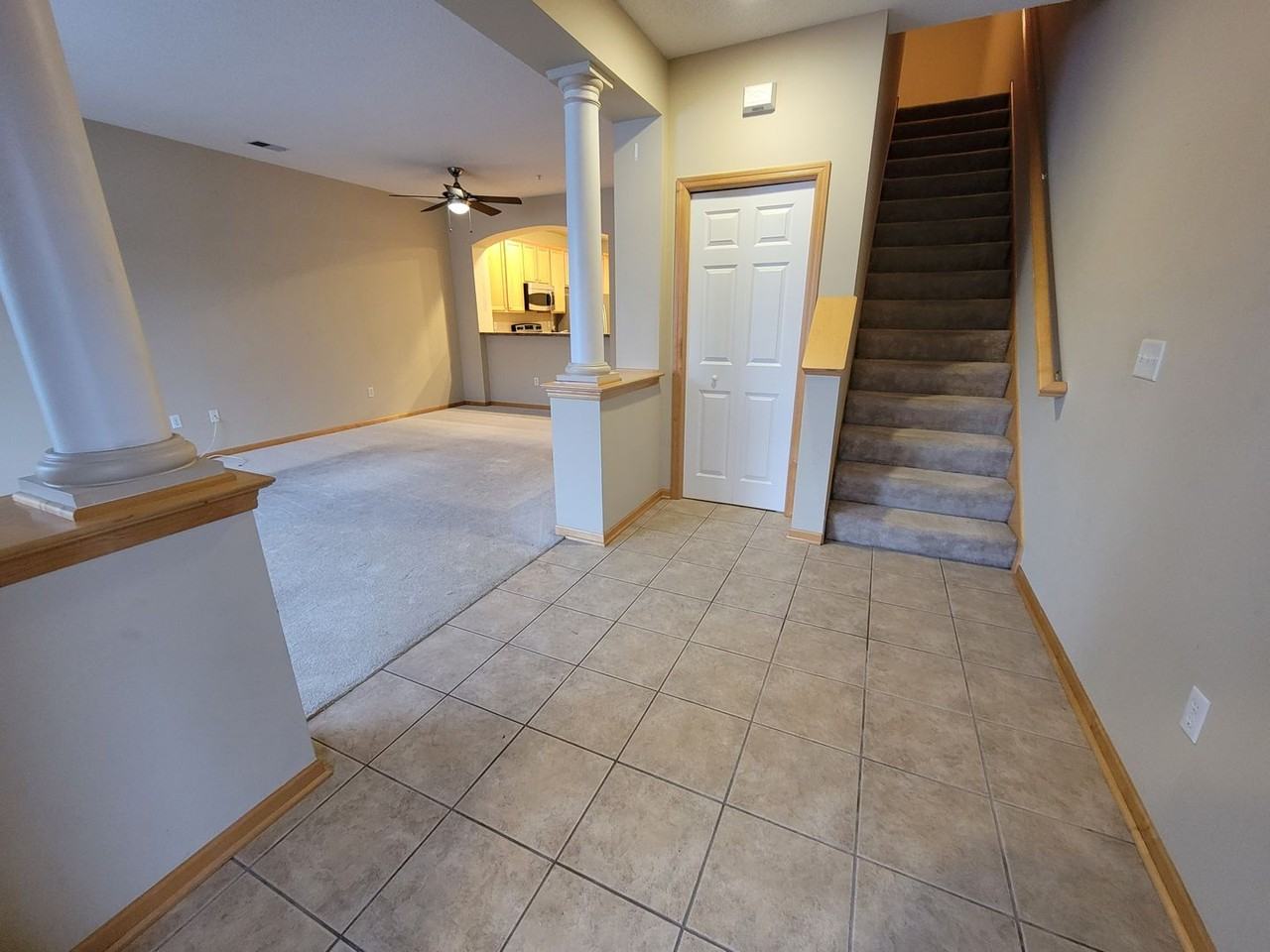 13805 53rd Ave N #4 - Photo 4 of 34