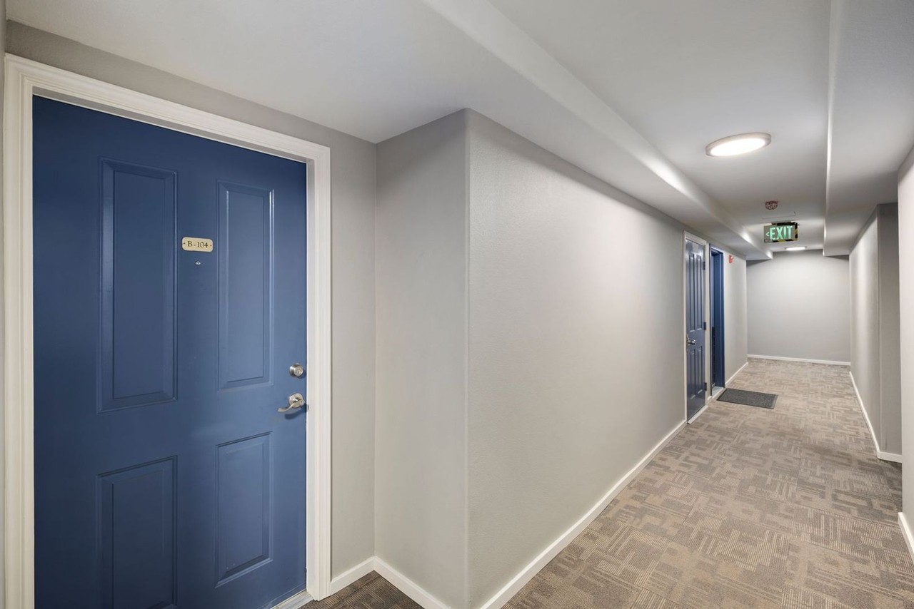 18621 Blueberry Ln #B104 - Photo 3 of 25
