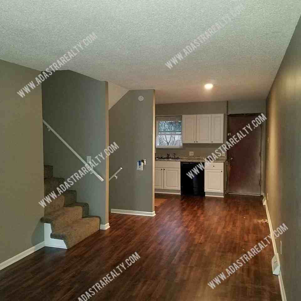 1517 E Elizabeth St - Photo 2 of 14