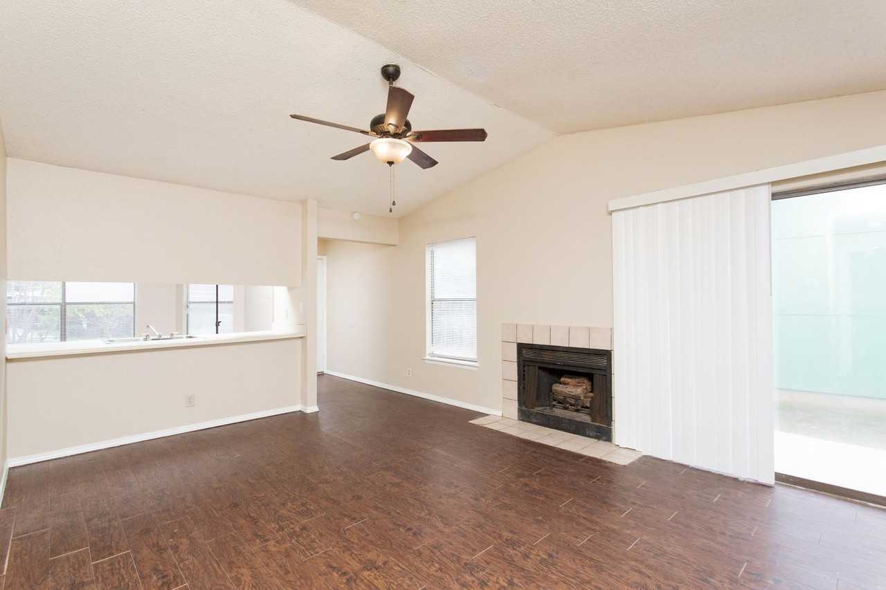 6339 Village Clb - Photo 7 of 21