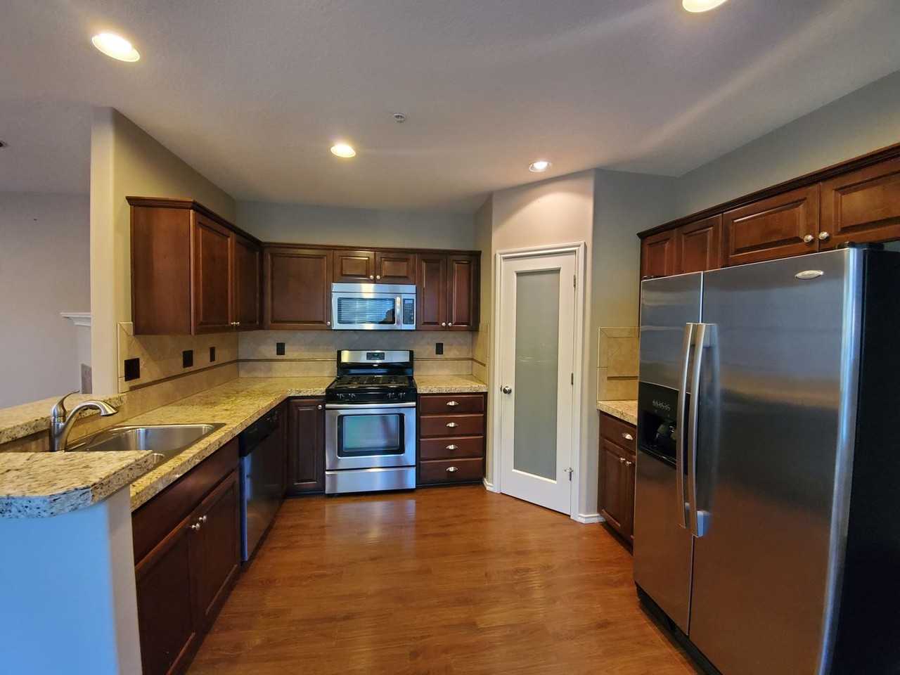 15983 Nw Hildago Ln - Photo 7 of 28