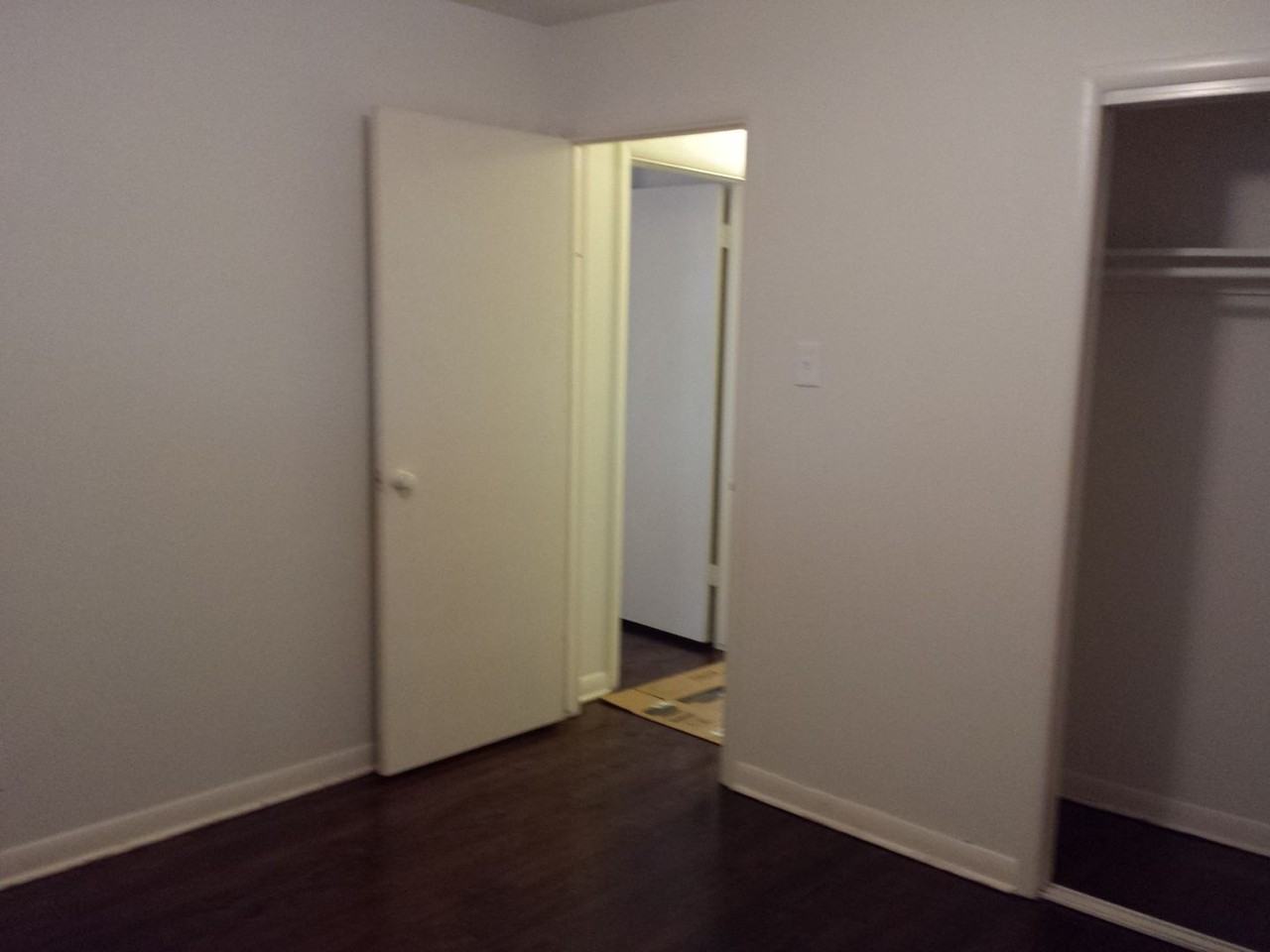186 S Yates Way - Photo 7 of 9