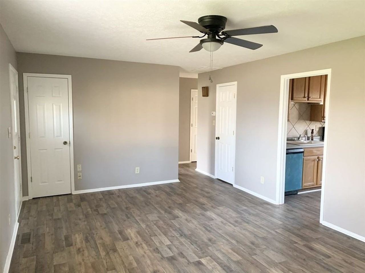3513 Cedar Ct - Photo 2 of 7