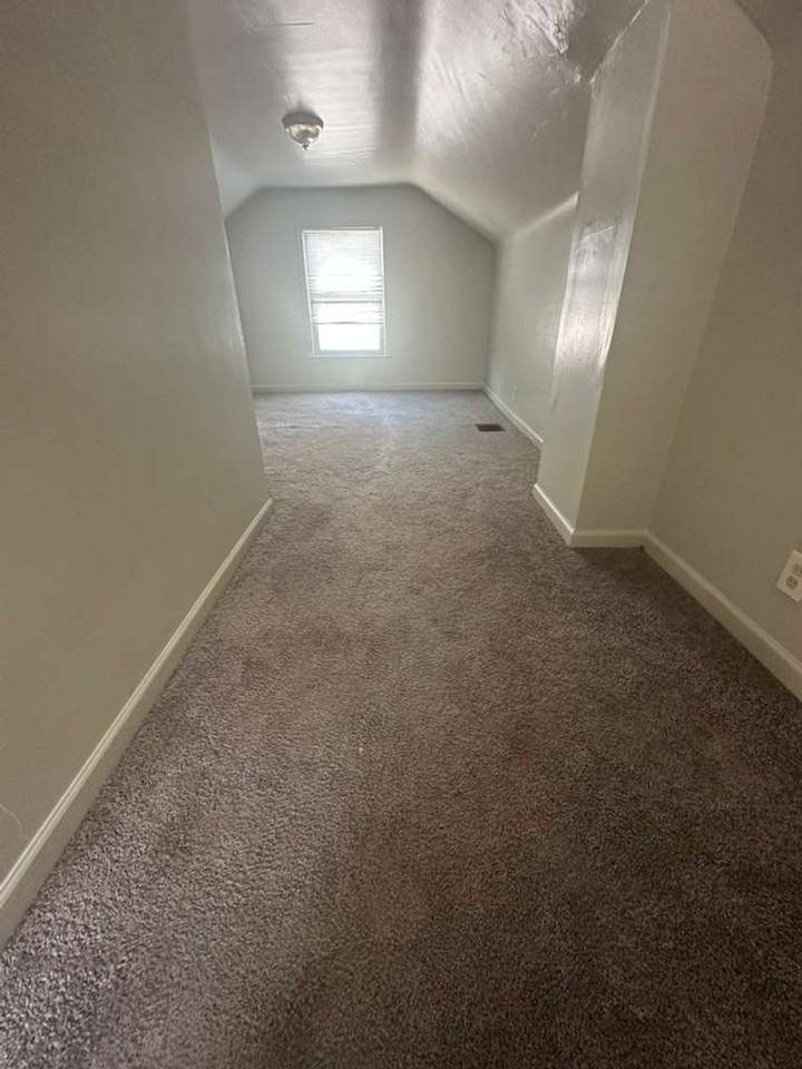 9386 Coyle St - Photo 6 of 15