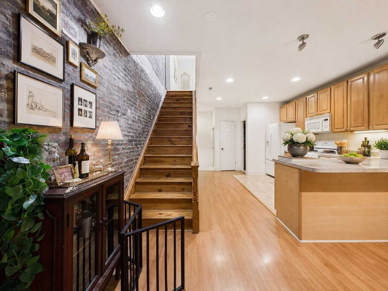 3040 W Stiles St - Photo 6 of 33
