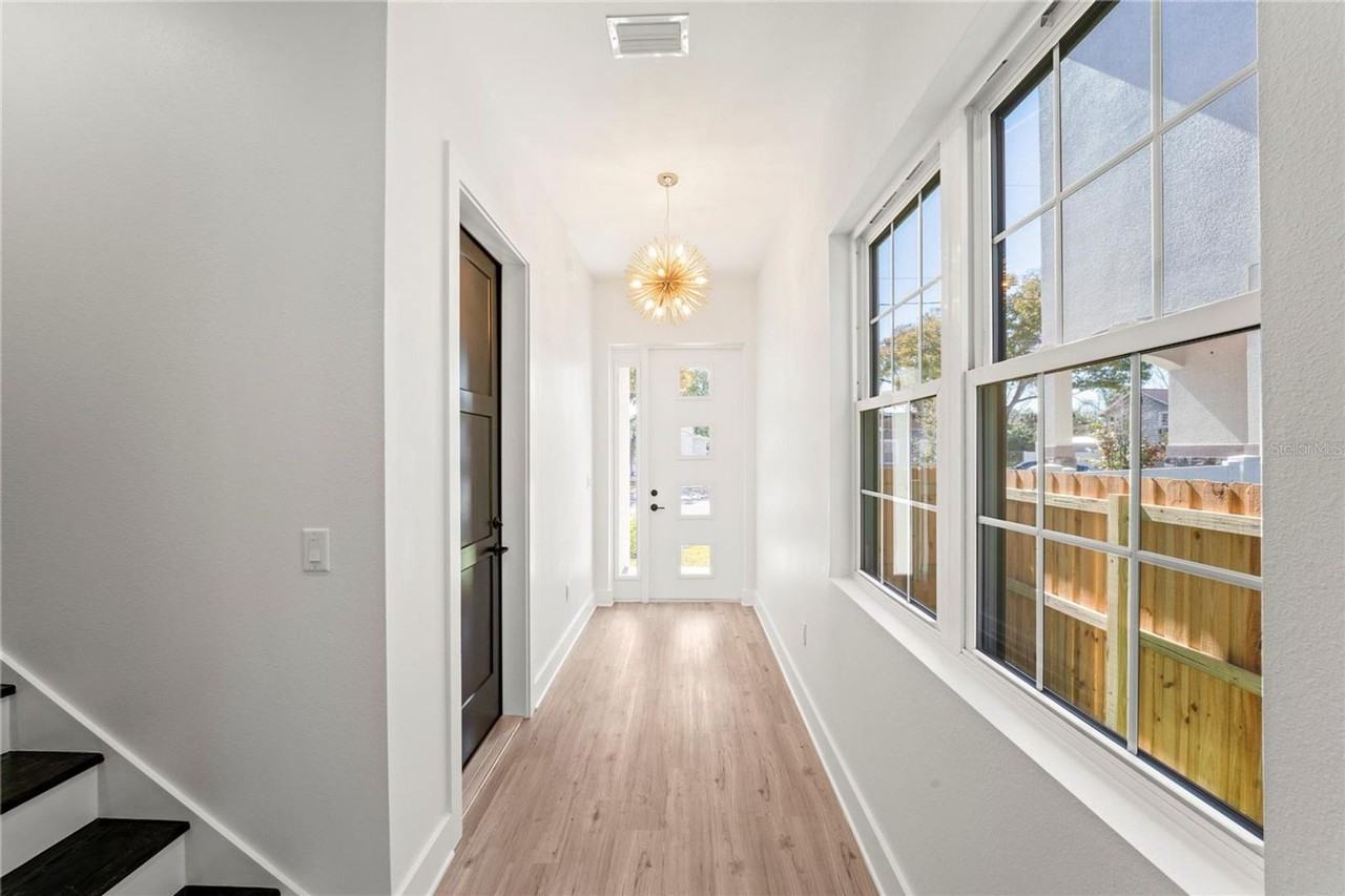 2403 W North B St #2 - Photo 5 of 12