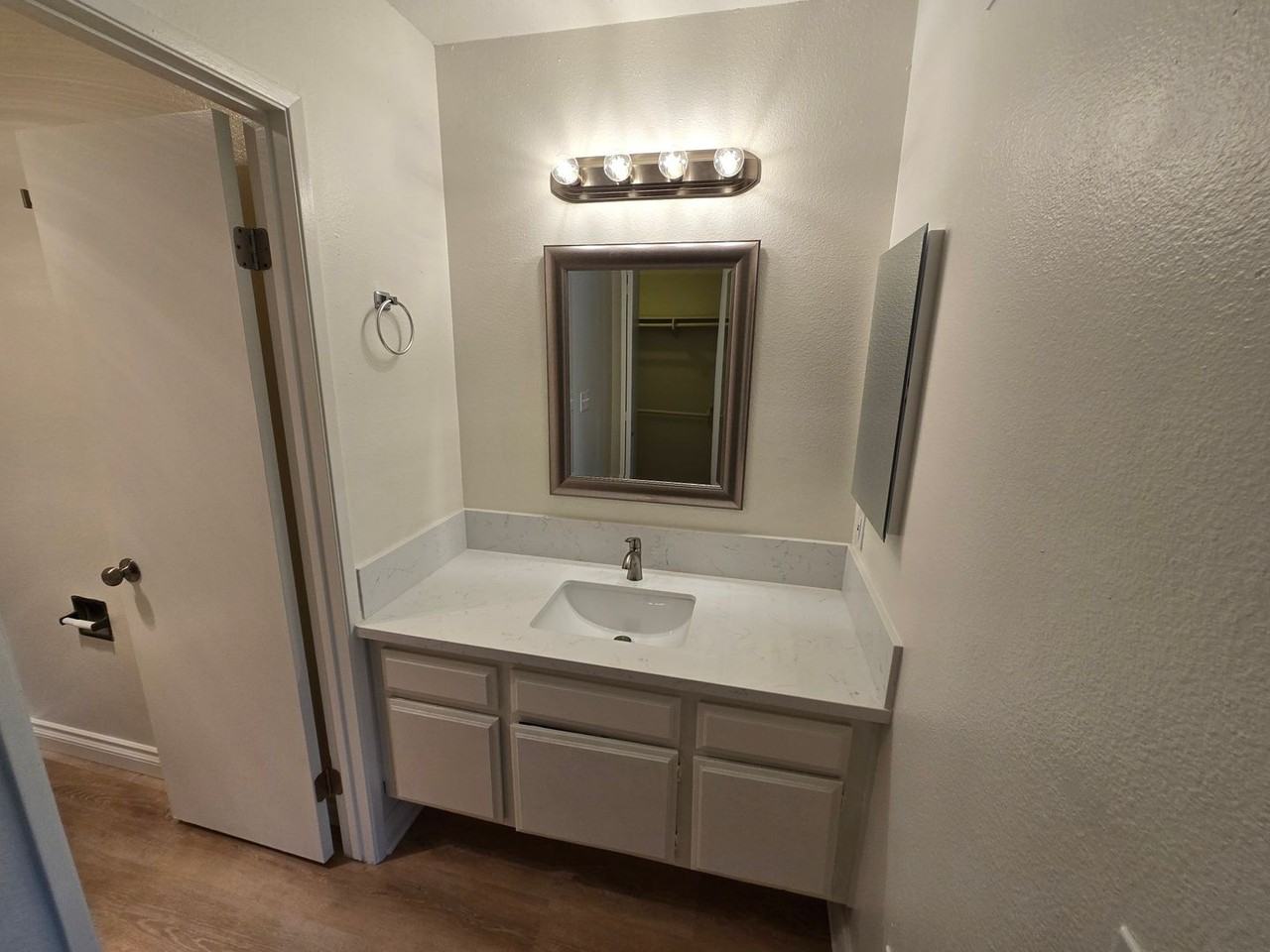 13250 Pageant Ave - Photo 2 of 27