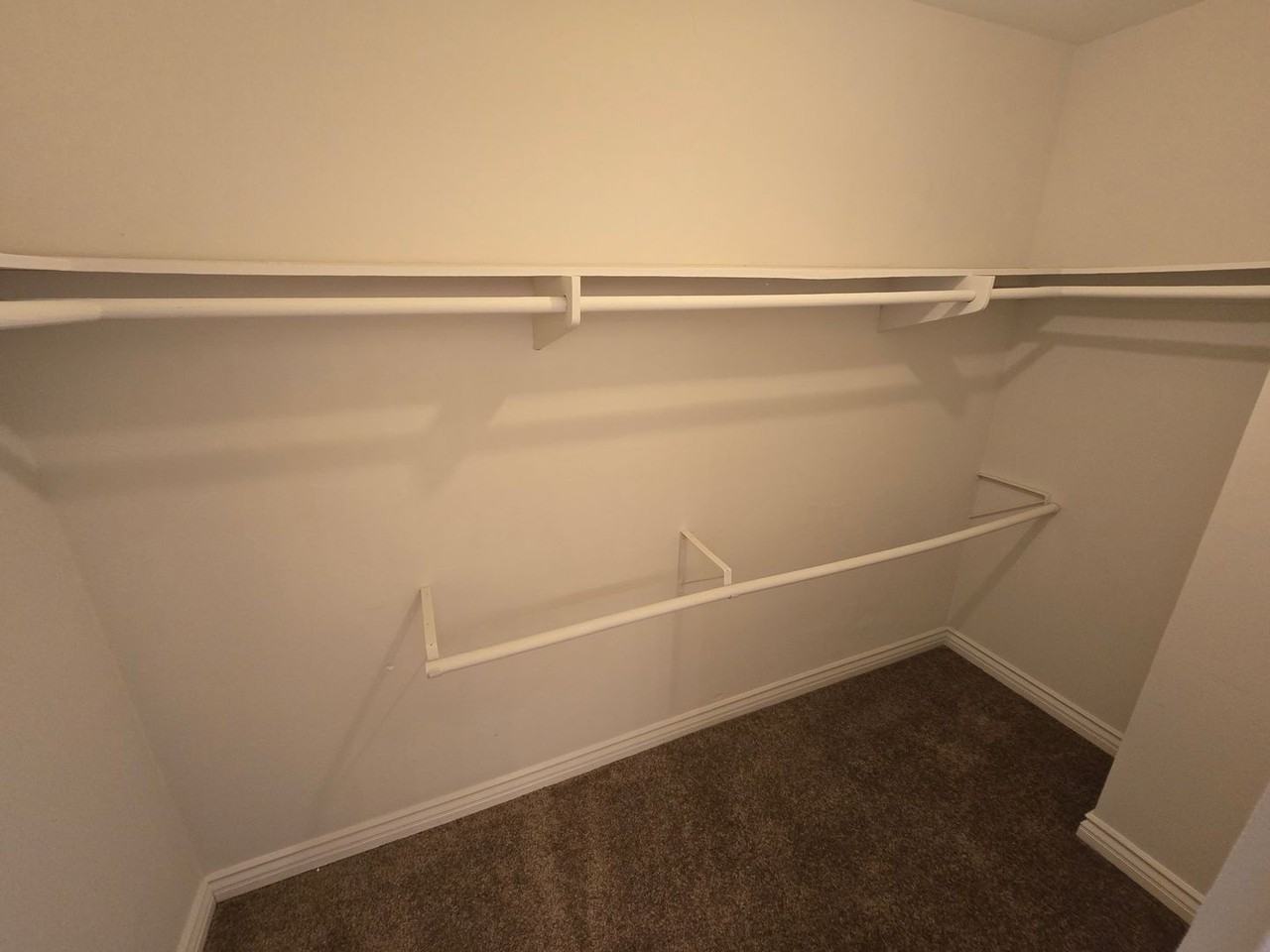 13250 Pageant Ave - Photo 3 of 27