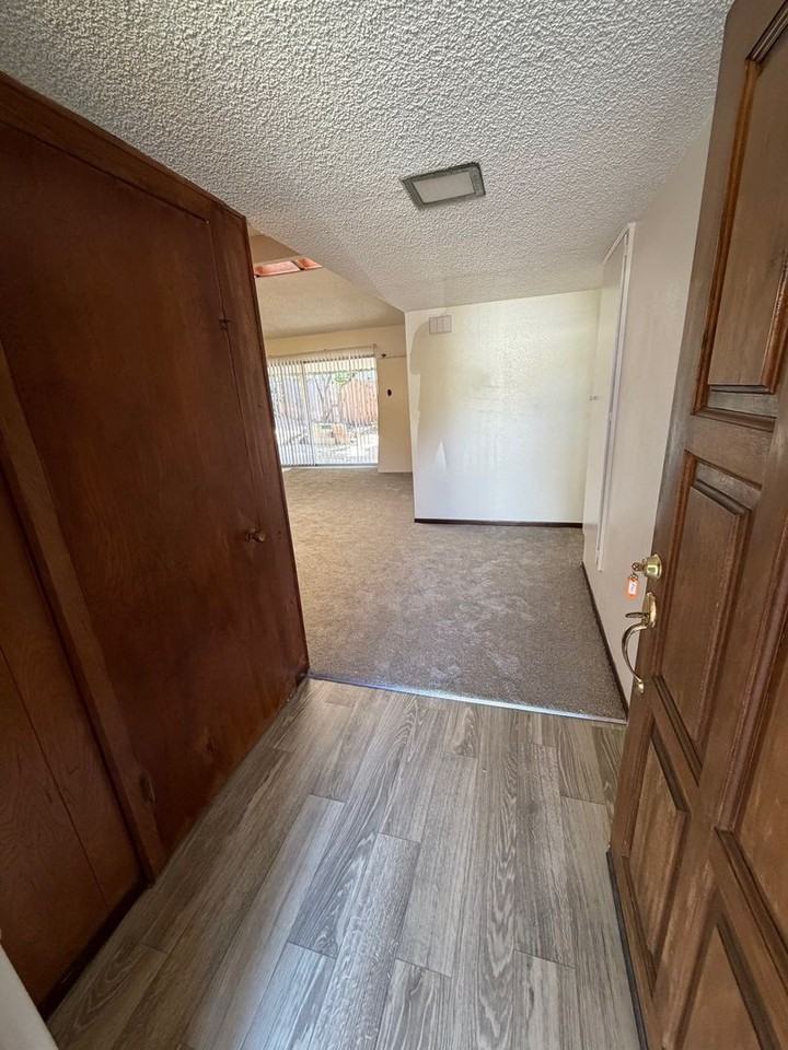4515 Revillo Way - Photo 5 of 16