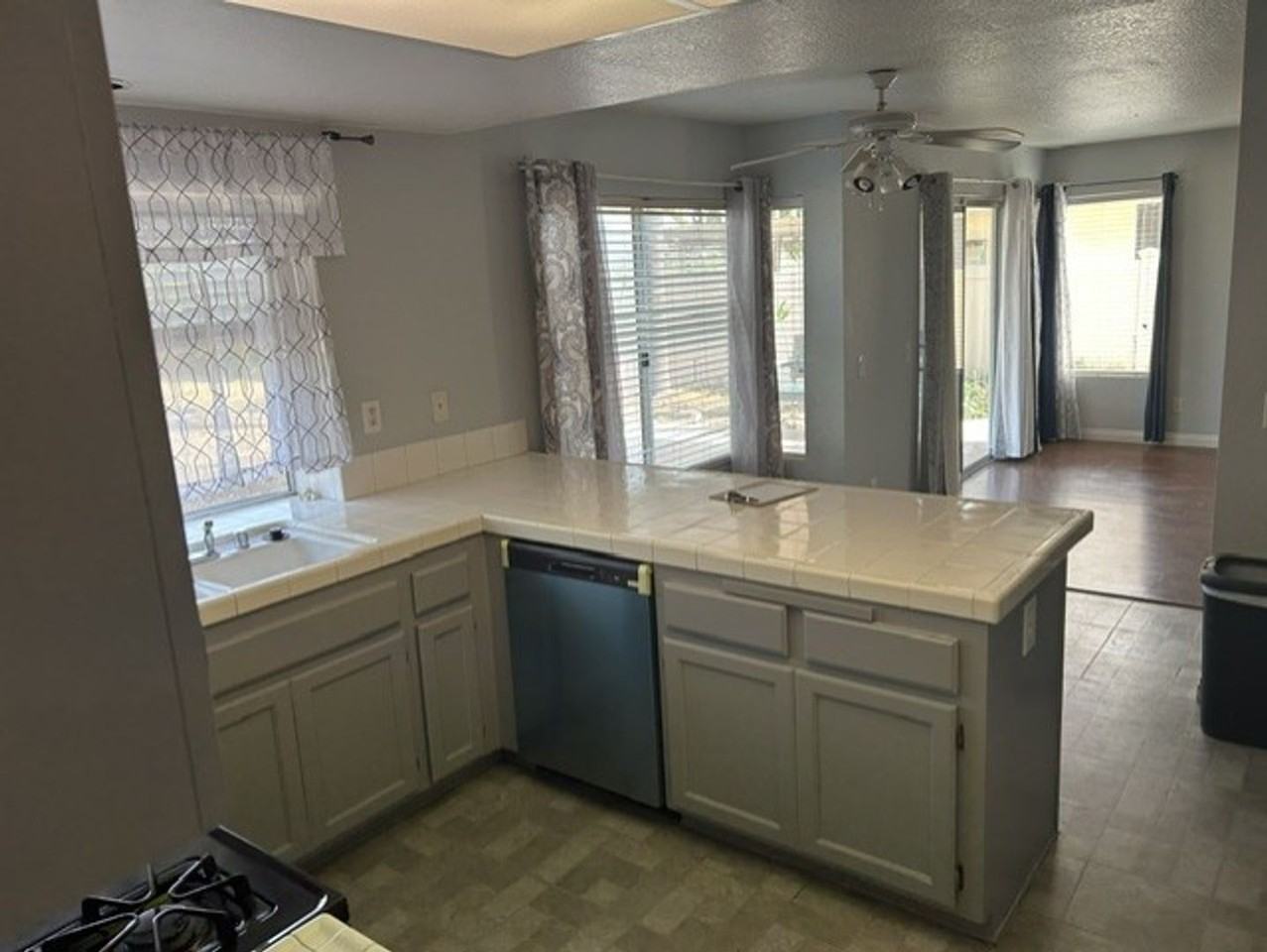 39771 Barberry Ct - Photo 2 of 19