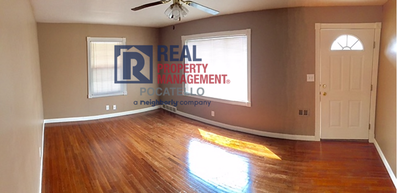206 Sorenson Ave - Photo 6 of 20