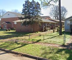 featured image of 631 Bell Ave