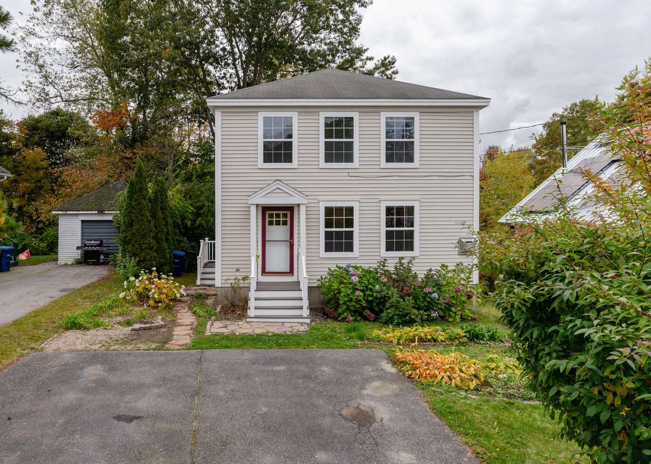 59 Boothby Ave - Photo 3 of 42