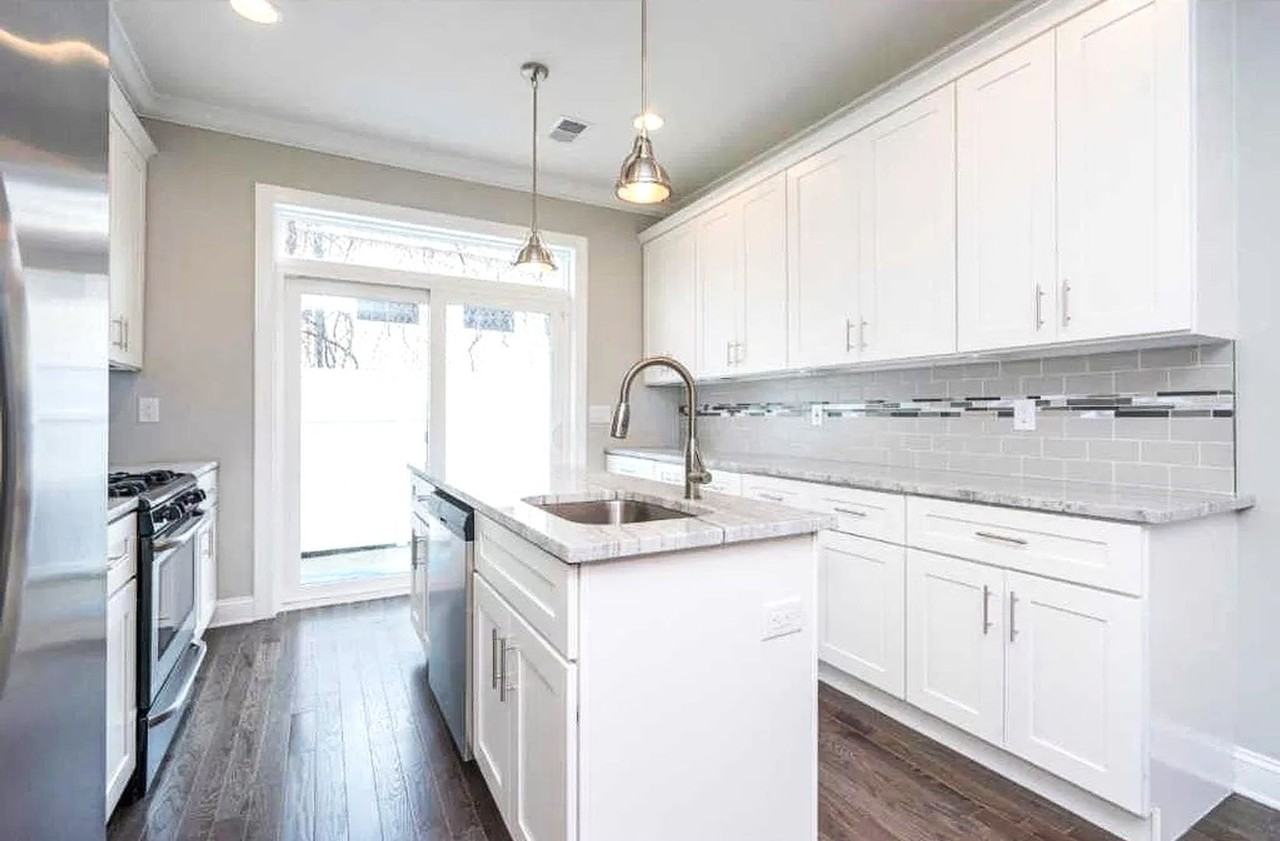 537 Morse St - Photo 6 of 26