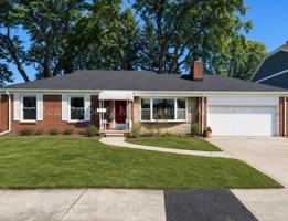 featured image of 3912 Hillside Dr